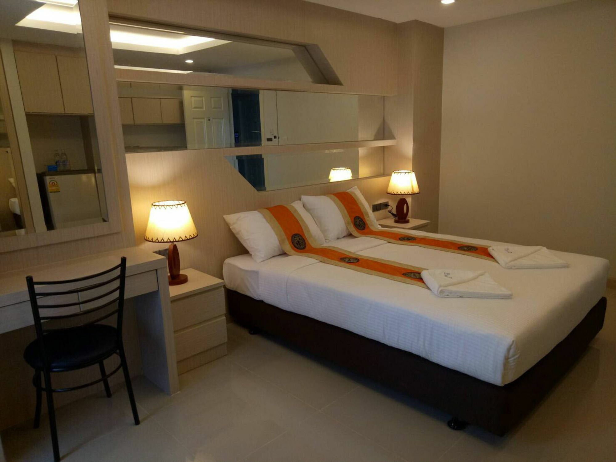 Khách sạn B-your Don Mueang Airport 4*